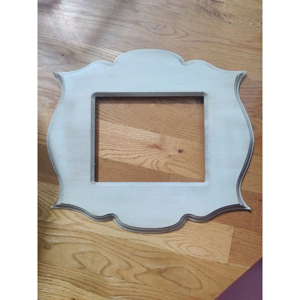 Urban Orchard Scalloped Matte Painted Frame 12x10 Vintage Style Cream Distressed